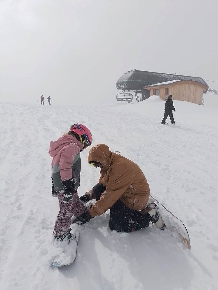 leçons de snowboard et accompagnement rassurant 