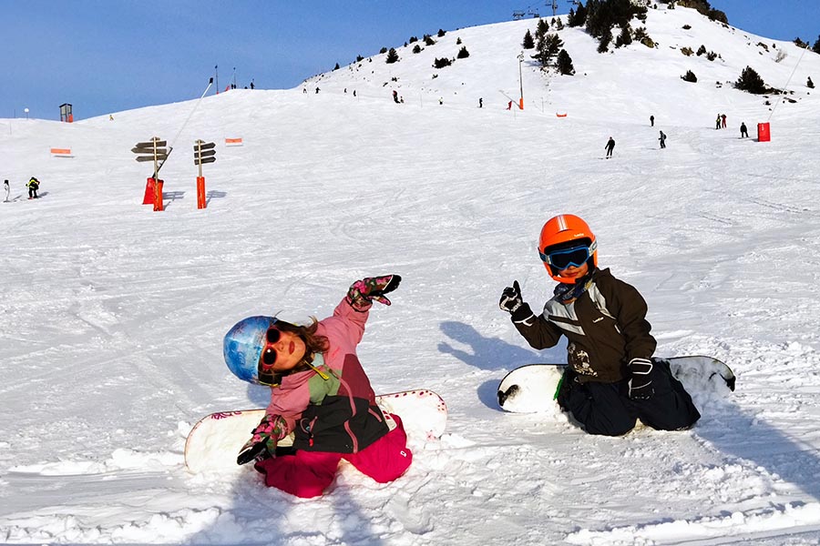 Découverte du snowboard à Chamrousse, avec le sourire